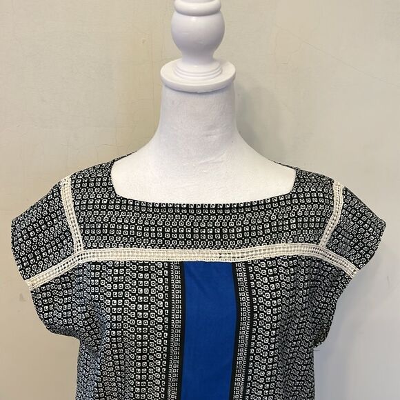 MIXXO black royal blue square neck cut out blouse Size M EUC - Picture 7 of 7